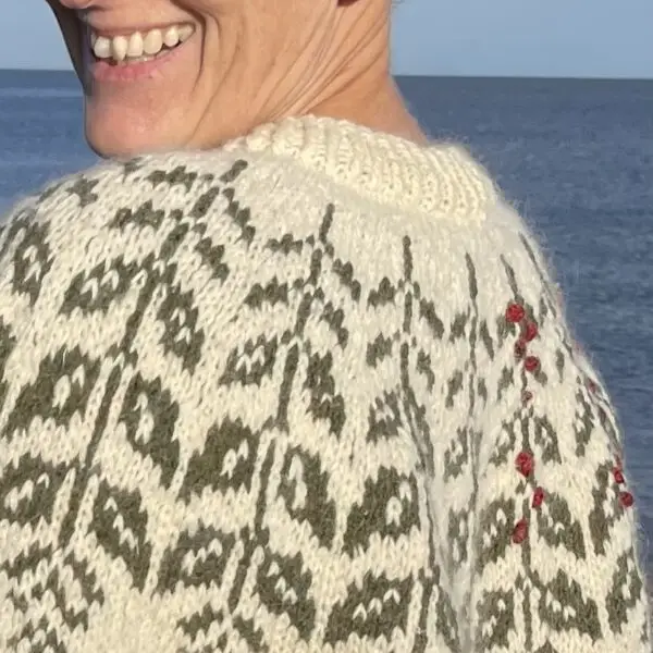 Kit - Kristtjørn Christmas Sweater - Image 5
